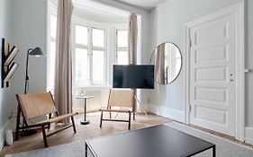 Perfect For Friends & Families 2 Bedroom Apartment In Cph